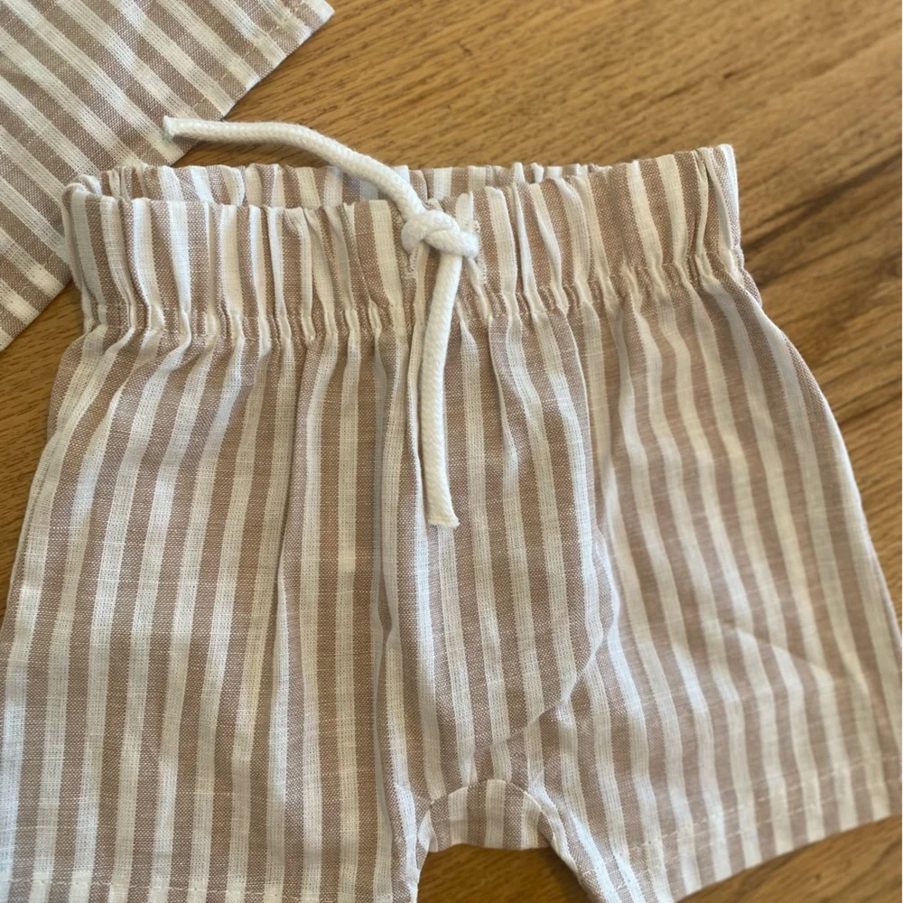 Carter's Tan White Striped Boys Matching Short Set‎ 3m Preloved